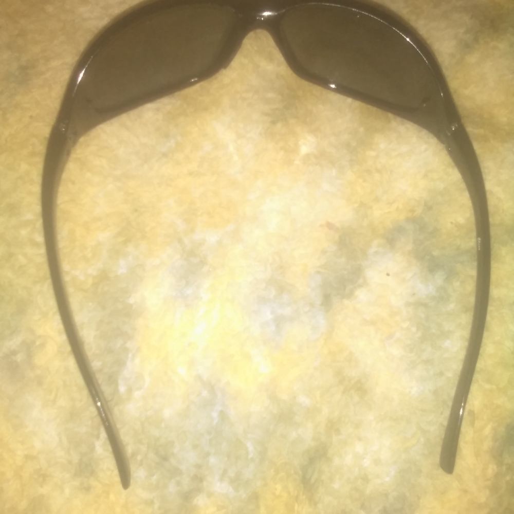 Sunglasses - Picture 4 of 4